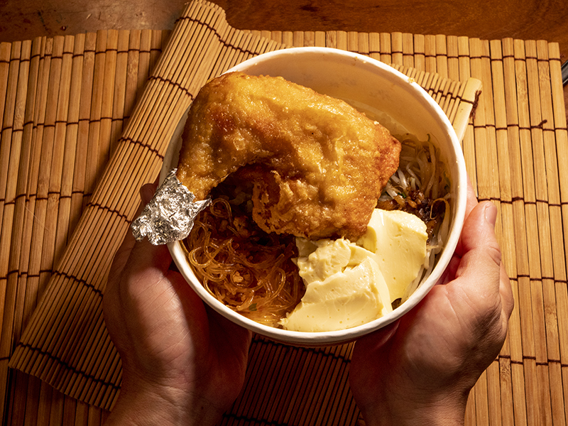 中和美食推薦│懷舊美味創新呈現 厚實「雞腿便當」來店必點!