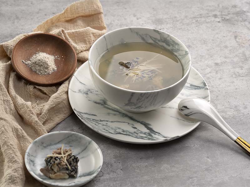 食補界明星商品,台中「龍井蛇湯」讓你滋補強身皮膚水噹噹!