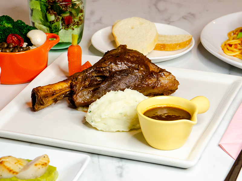 紅酒燴 羊膝 肉嫩醬香濃 香港金廚 引領你進入法菜領域 Sharelife 台灣旅行趣