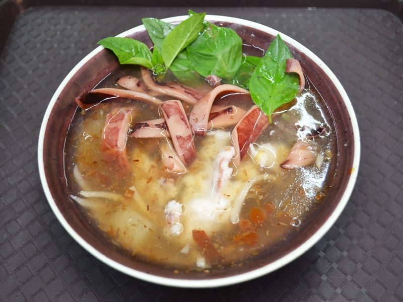 回味無窮好味道!南勢角小吃,魷魚羹與東石蚵的美味初上!