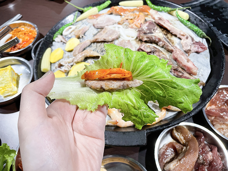 員林韓式烤肉吃到飽|山珍海味應有盡有 怒吃一波假出國
