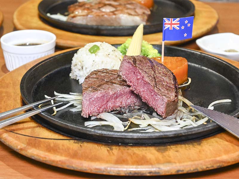 大口吃肉的美好回憶!台中南屯高CP值牛排店「史堤克先生」