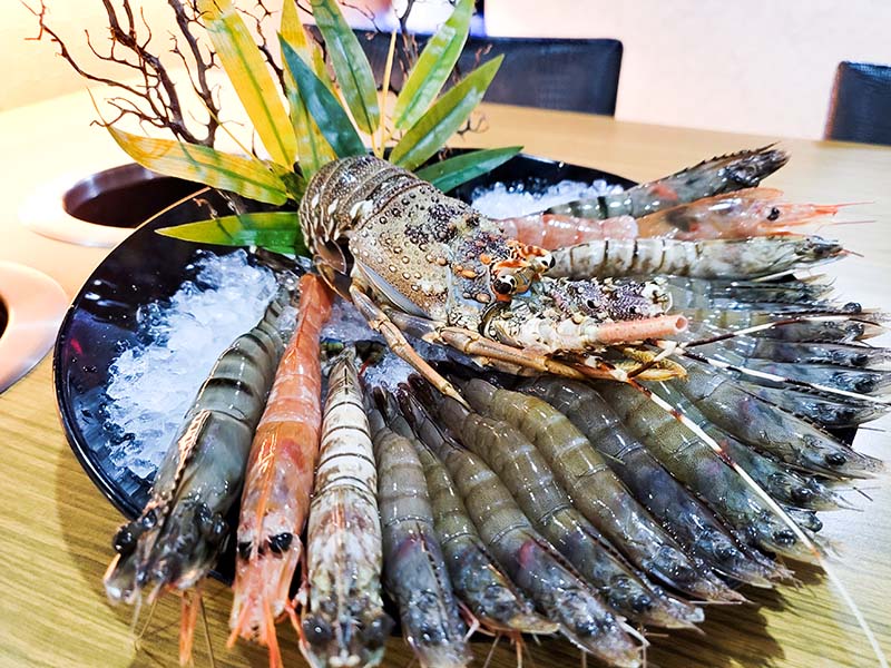 有夠蝦!花蓮【東京鍋物】「東京海鮮盛合」瘋狂上桌