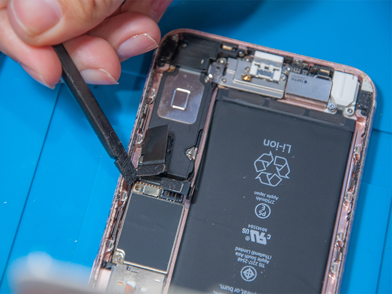 高雄【金晶】iPhone電池享終身保固 手機平板現場快速維修