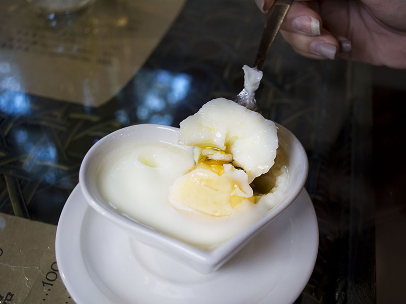 澎湖美食|懷舊氣氛滿點!在洋和式建築吃麥芽蒸蛋 麵疙瘩